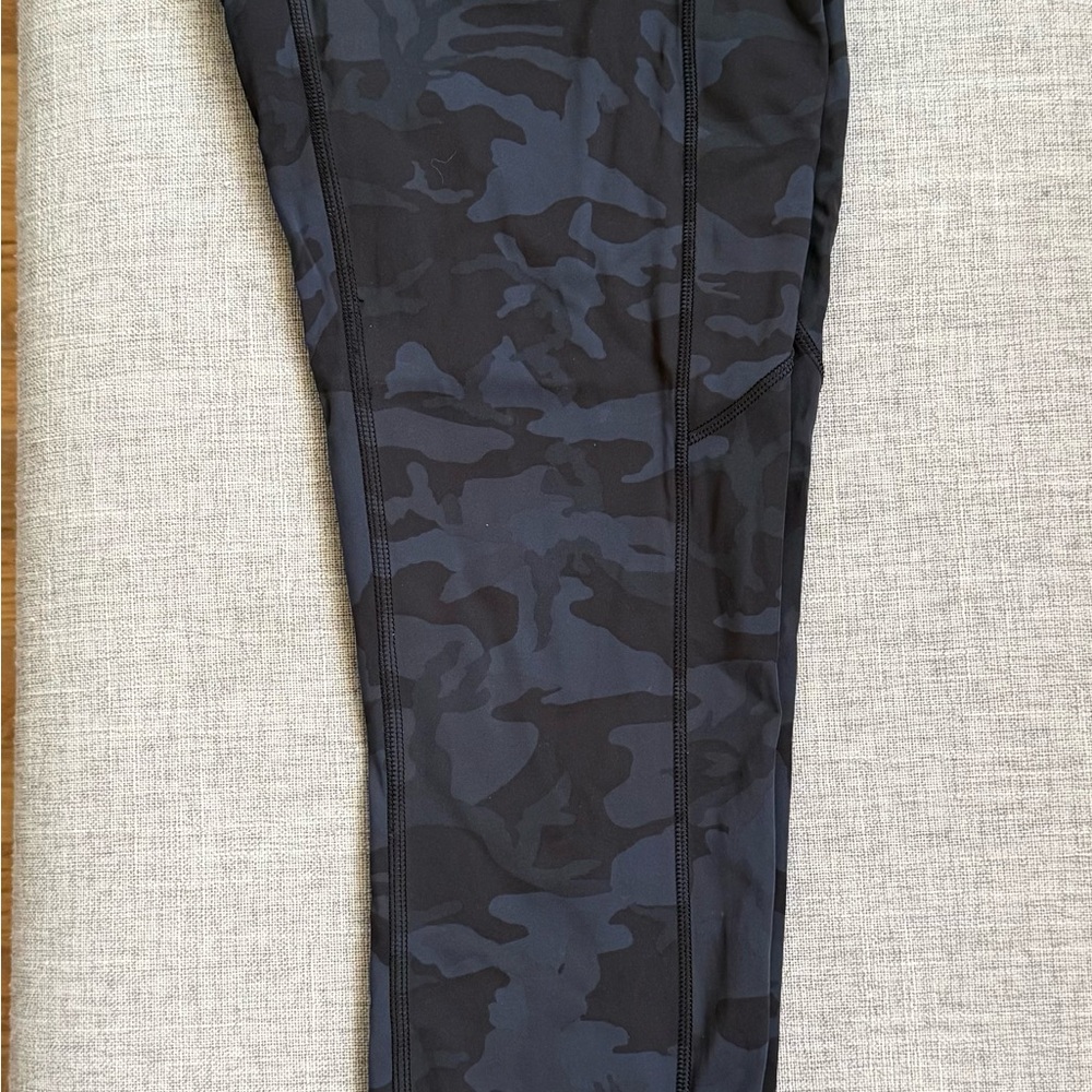 Fast and Free High-Rise Tight 25"